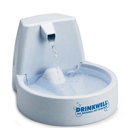 la fontaine Drinkwell de 1,5 litre